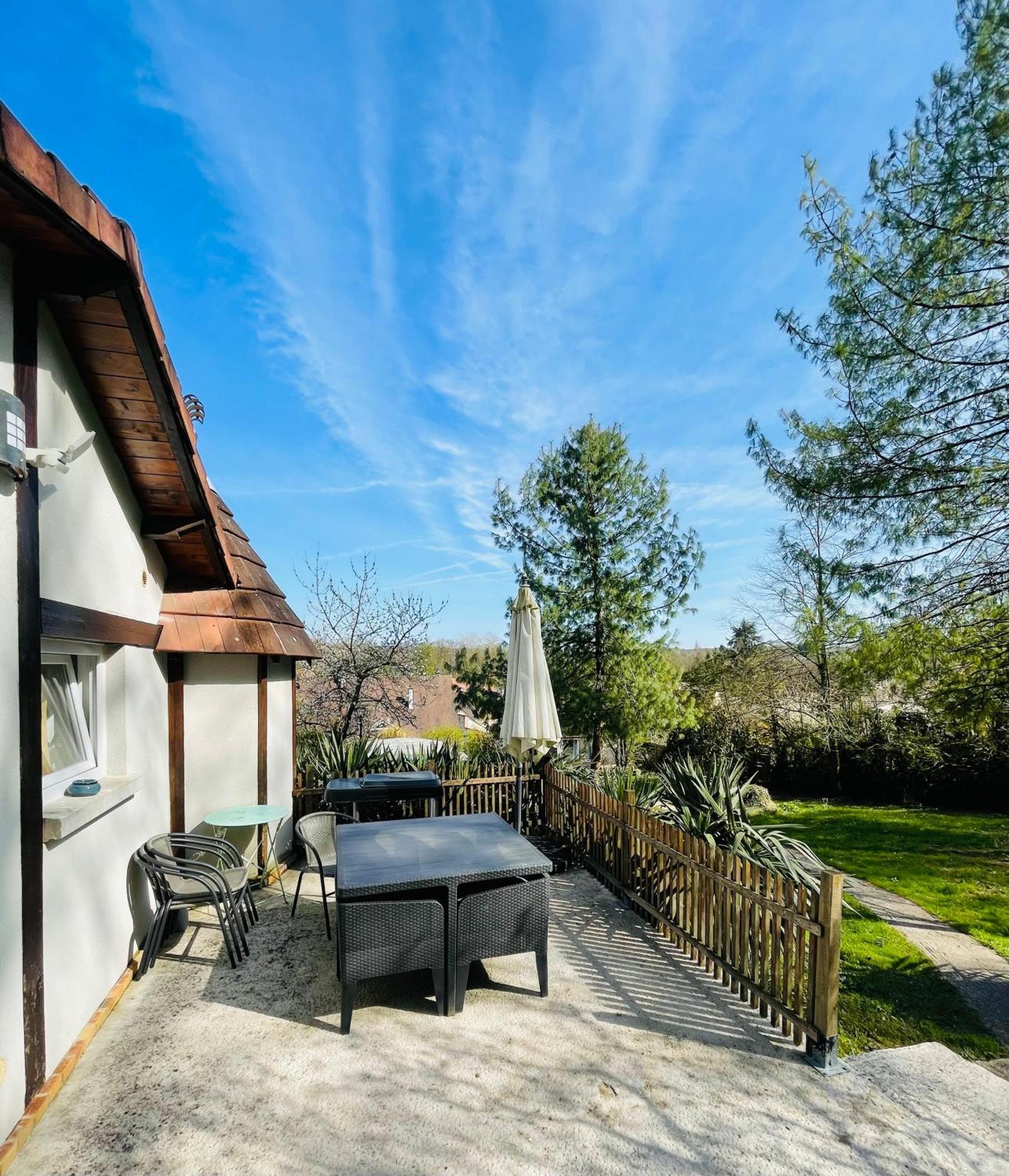 Hotel Ambition Zen Presles Presles  Exterior foto